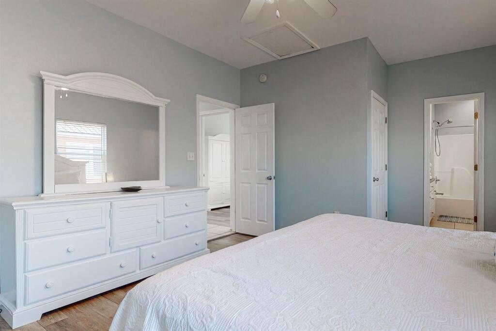 Eye-Catching Property W/ Picturesque Coastal Views Gulf Shores Exterior foto