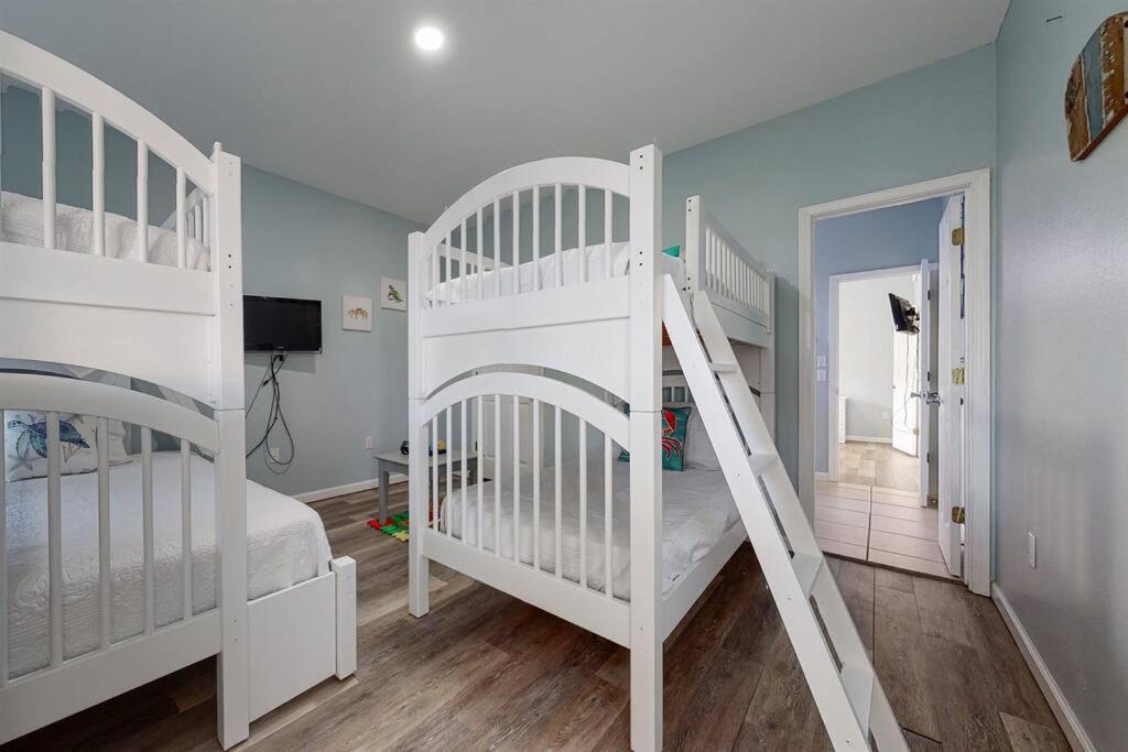 Eye-Catching Property W/ Picturesque Coastal Views Gulf Shores Exterior foto